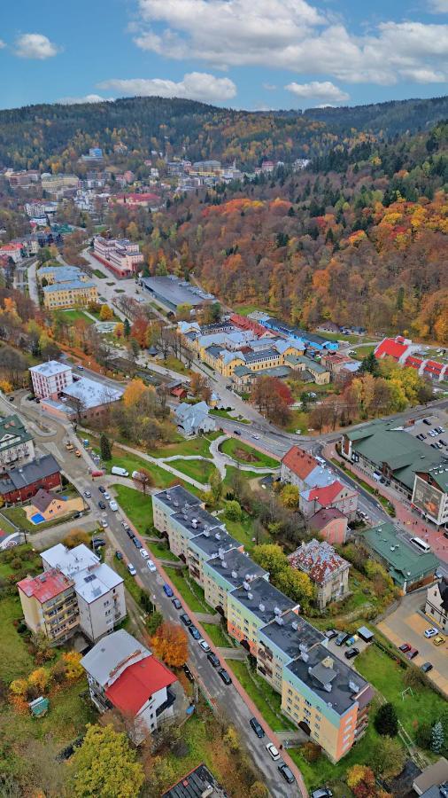 Apartamento Przy Deptaku Krynica-Zdrój Exterior foto